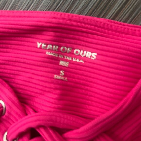 Year of Ours Hot Pink Ribbed Leggings - Picture 4 of 7